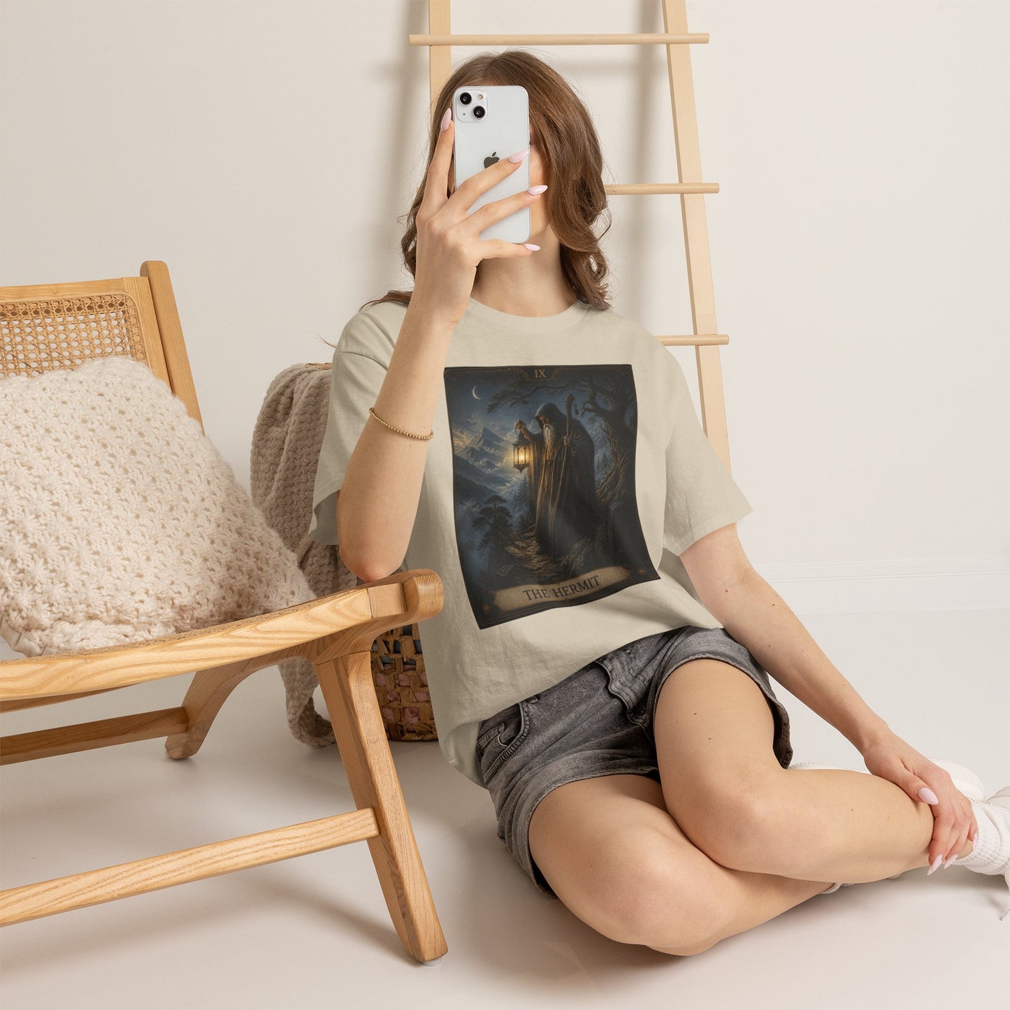 Tarot 'The Hermit' T-Shirt – Mystic Lantern Card Tee