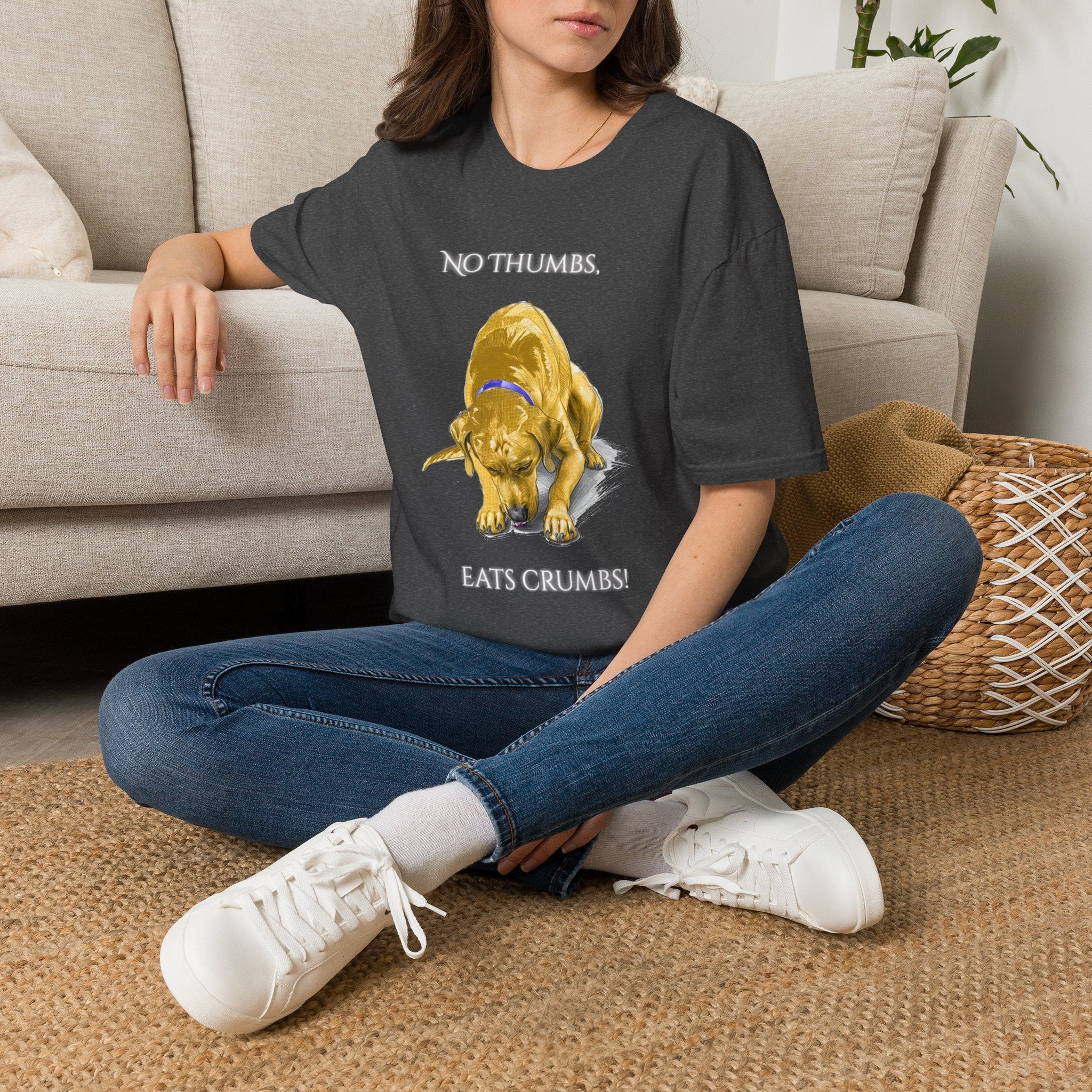 No Thumbs Eats Crumbs dog illustration T-Shirt | funny Labrador design