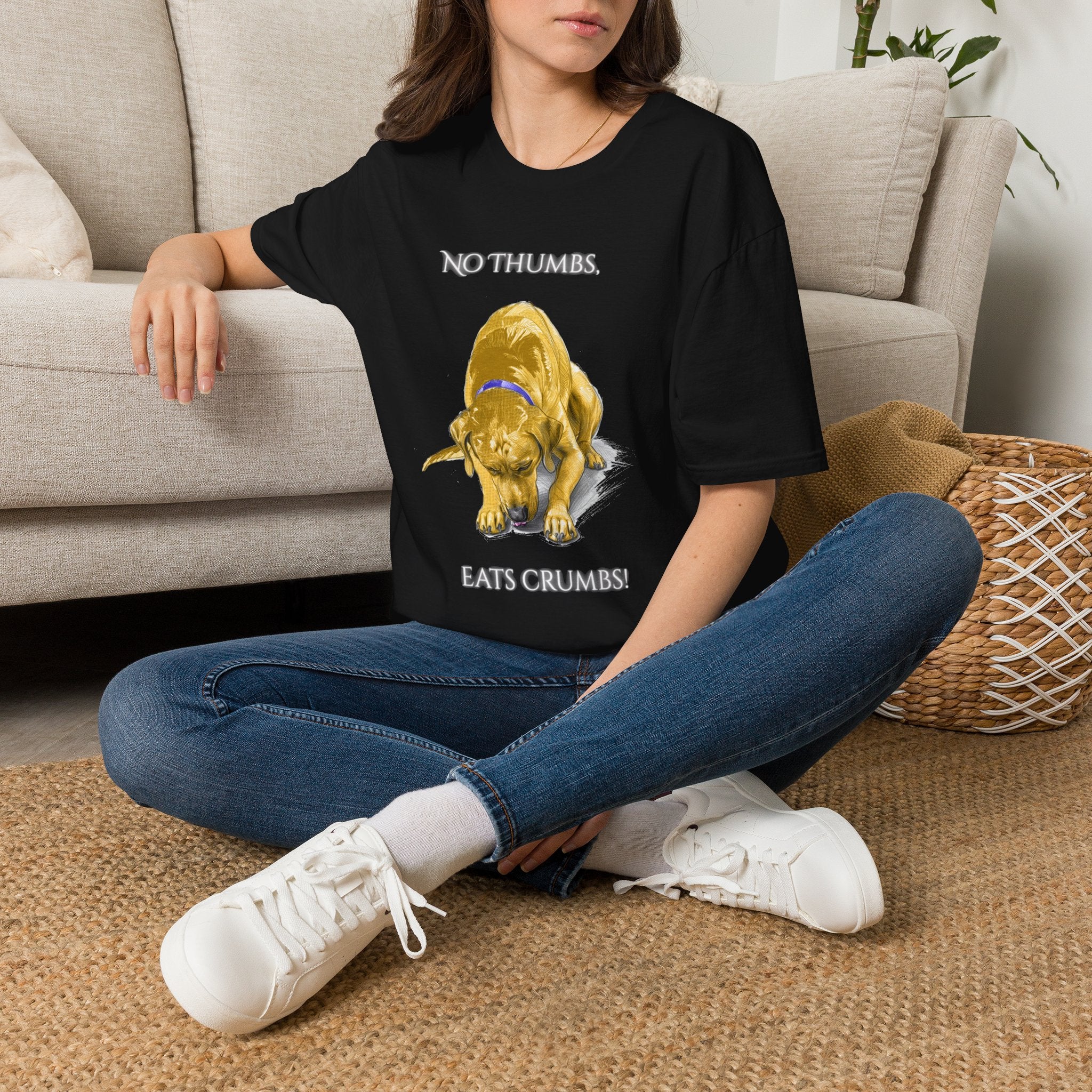 No Thumbs Eats Crumbs dog illustration T-Shirt | funny Labrador design