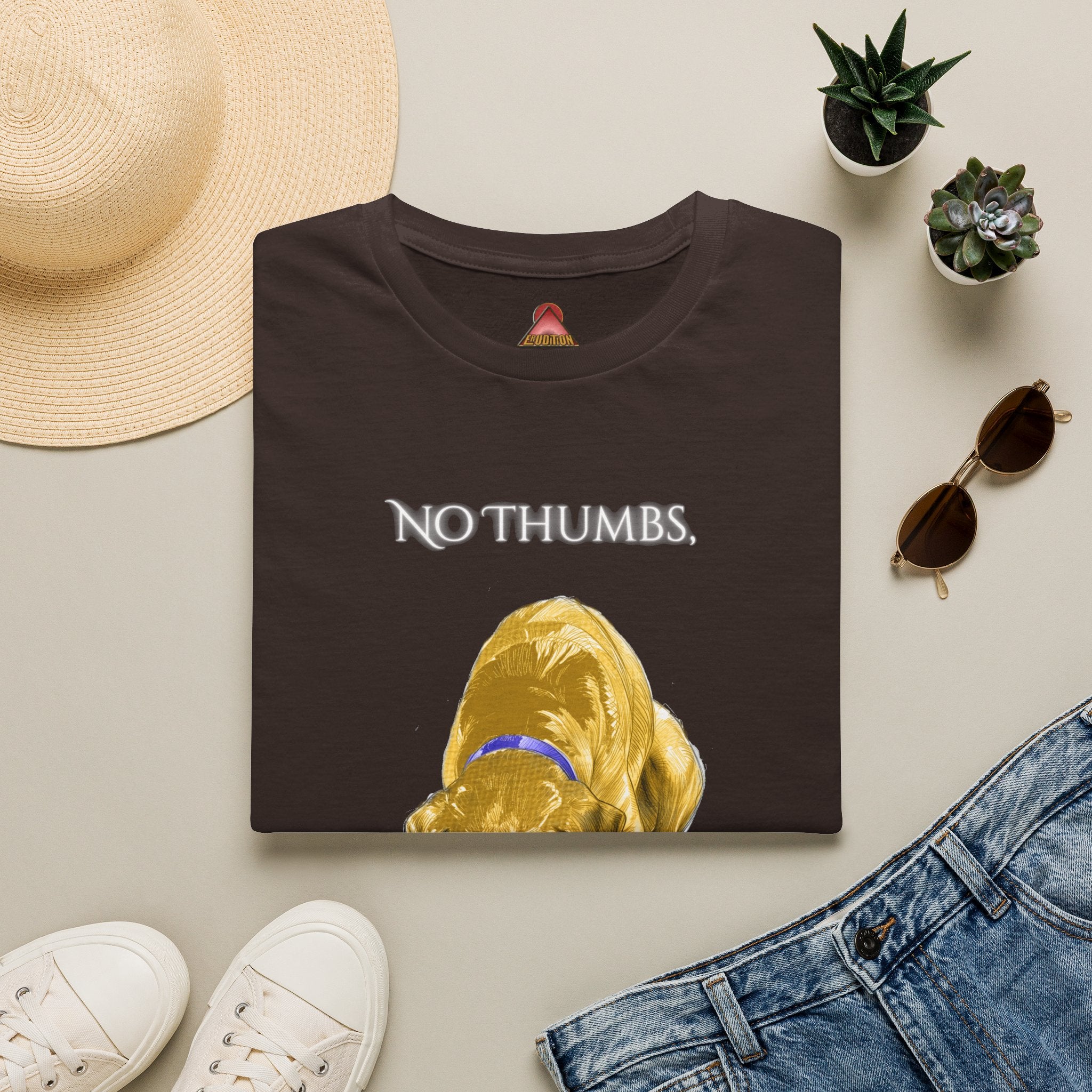 No Thumbs Eats Crumbs dog illustration T-Shirt | funny Labrador design