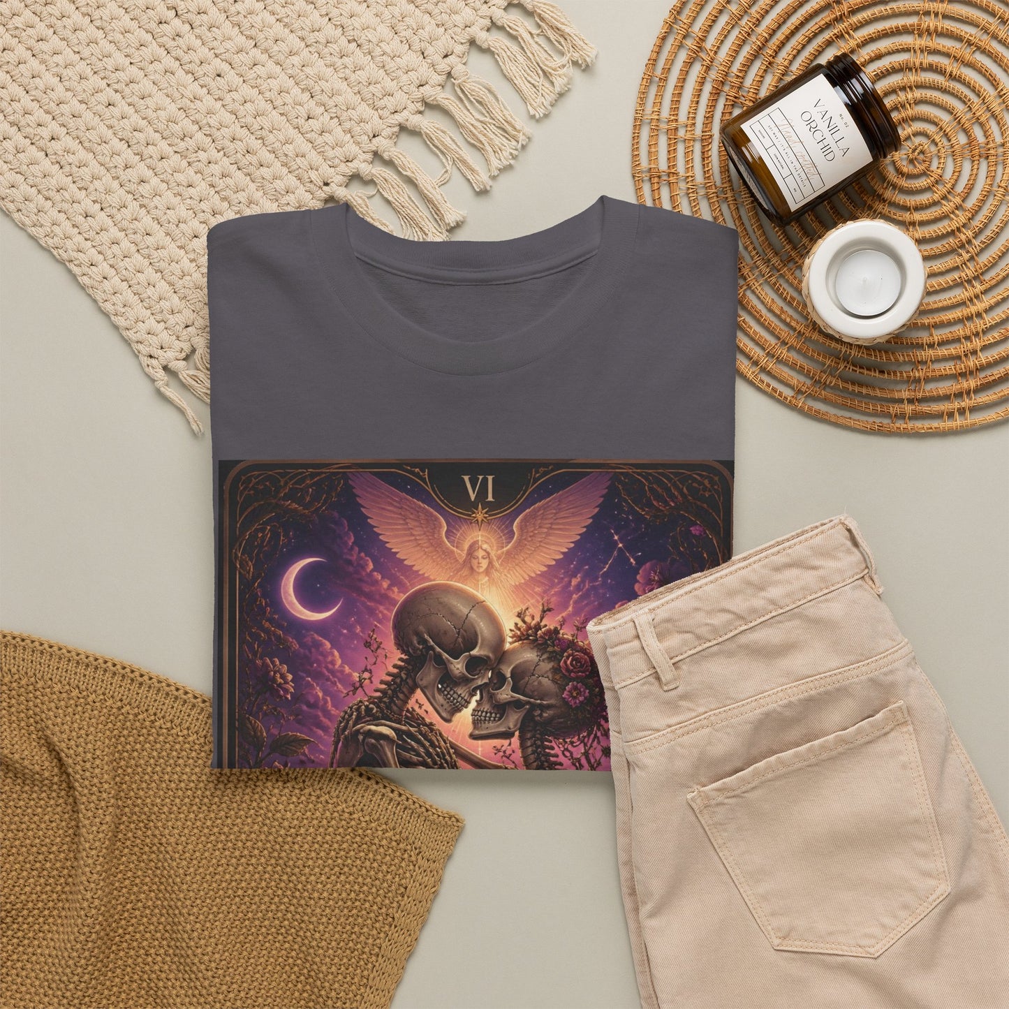 Tarot 'The Lovers' Skeleton Kiss Tee