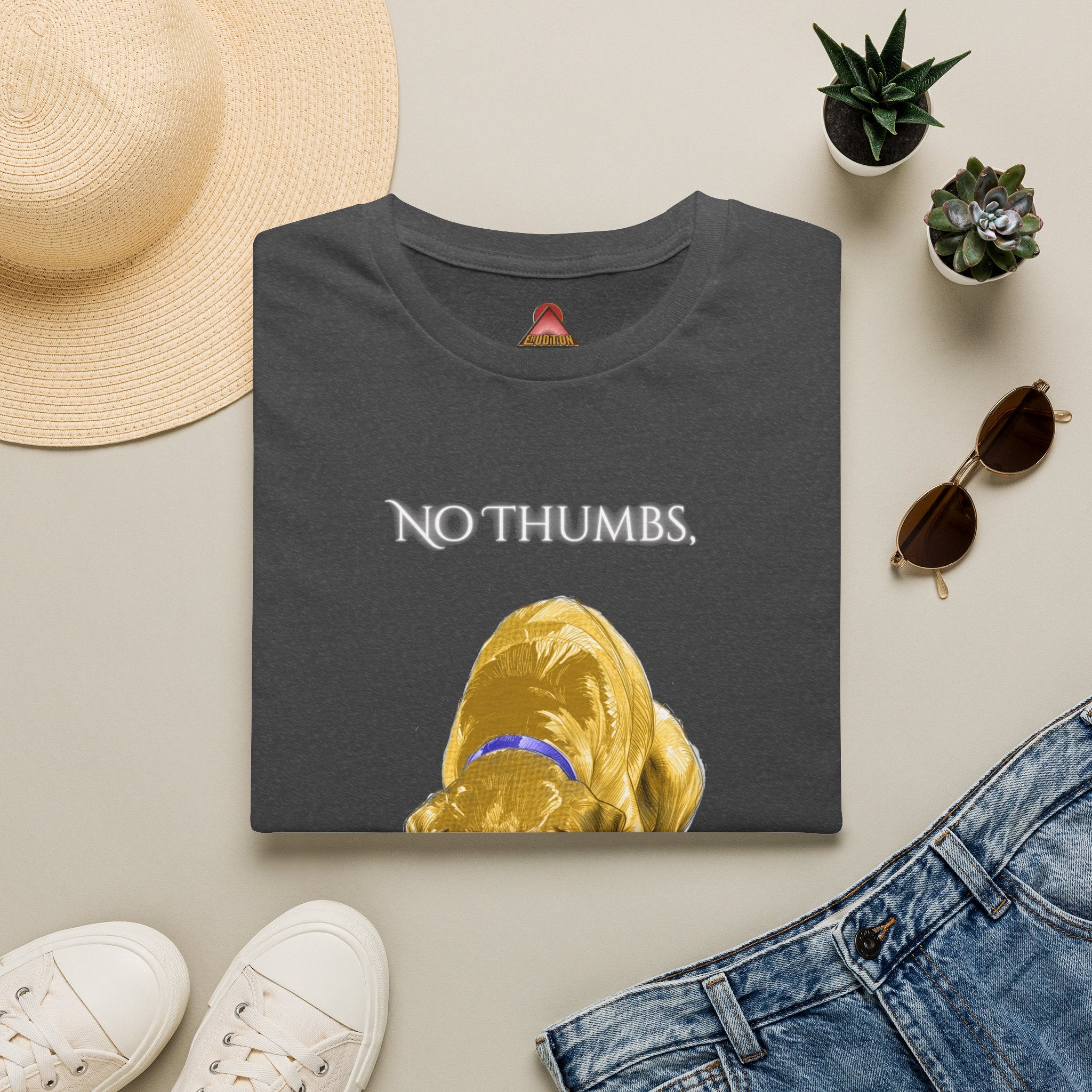 No Thumbs Eats Crumbs dog illustration T-Shirt | funny Labrador design