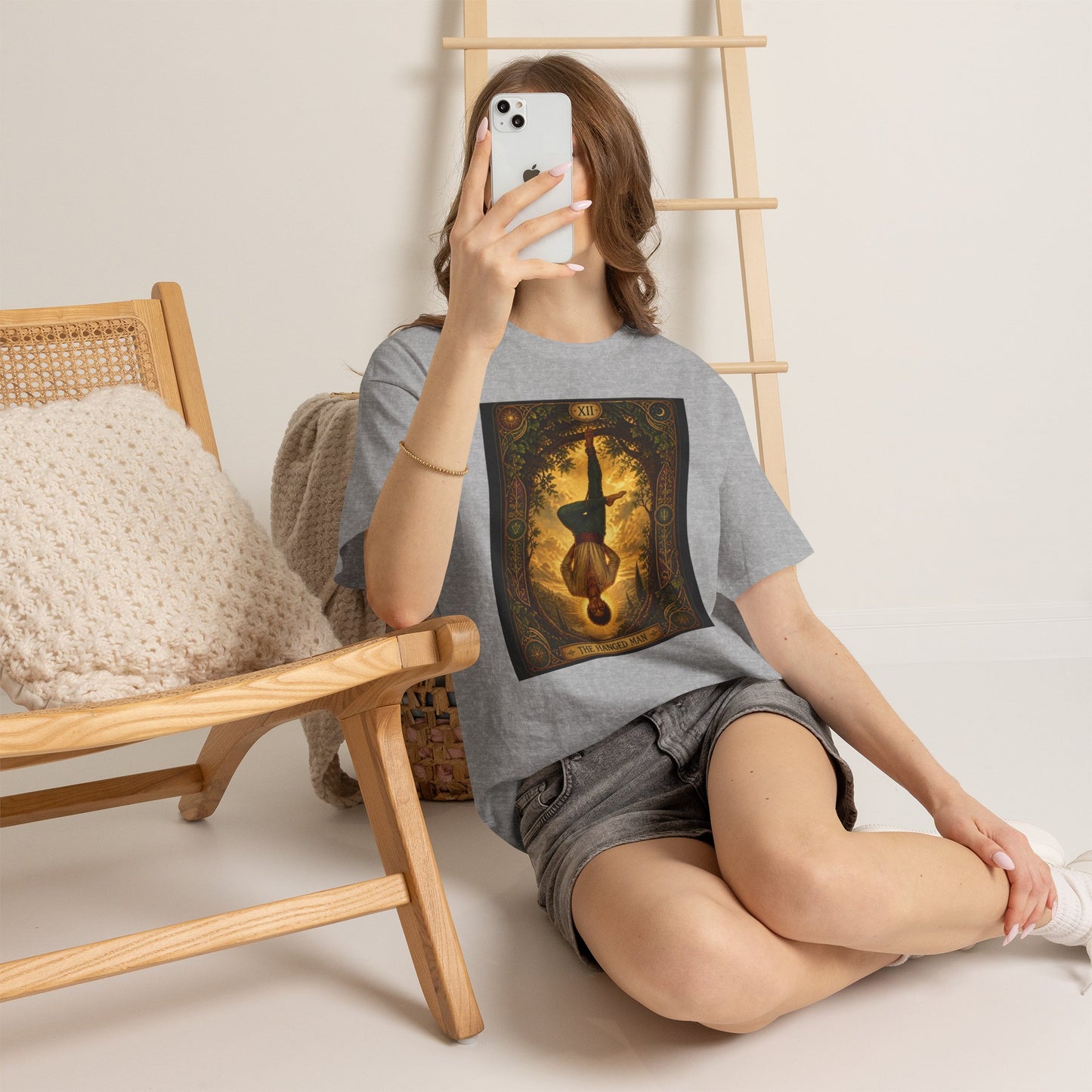 Tarot Hanged Man T-Shirt — Vintage Occult Tarot Card Graphic Tee