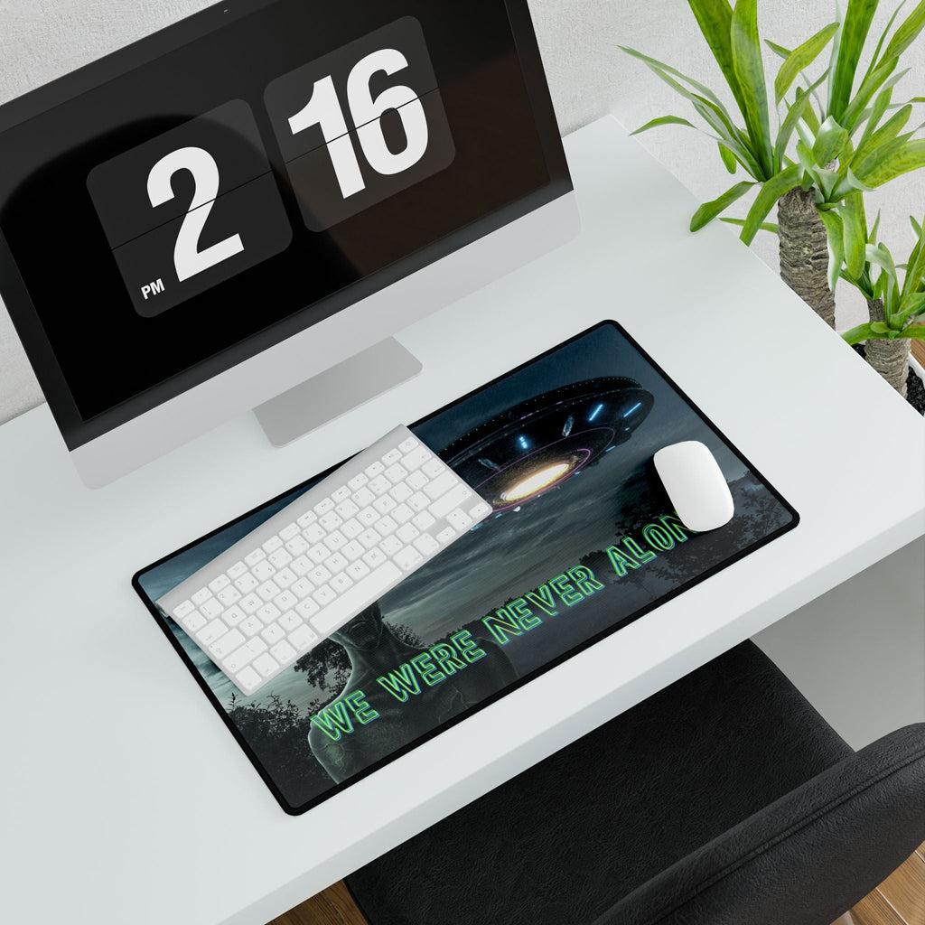 Alien UFO Desk Mat — Gaming/Office Mousepad - Erudition Designs